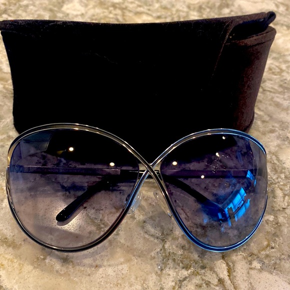 Tom Ford Accessories - 🔥Tom Ford🔥”Sienna” sunglasses